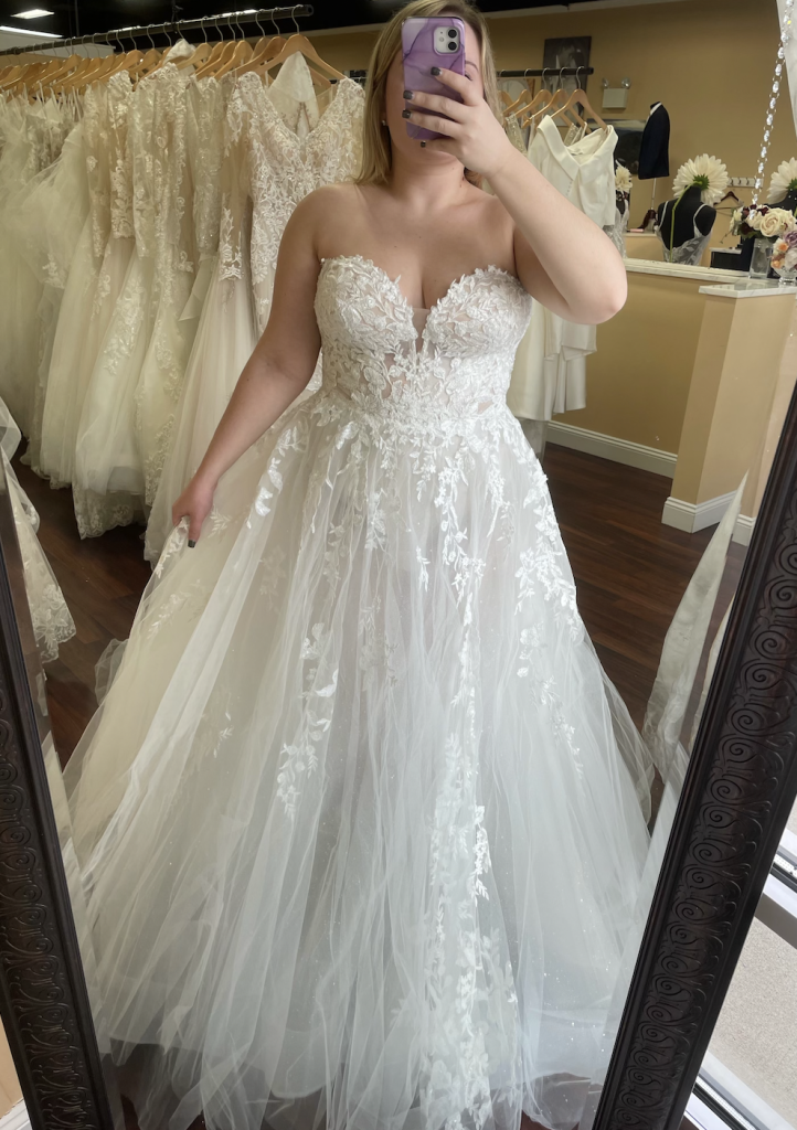 Natsuko by Enzoani Blue is a wedding dress favorite with its sweetheart neckline, lightweight tulle skirt with slit and optional off the shoulder straps