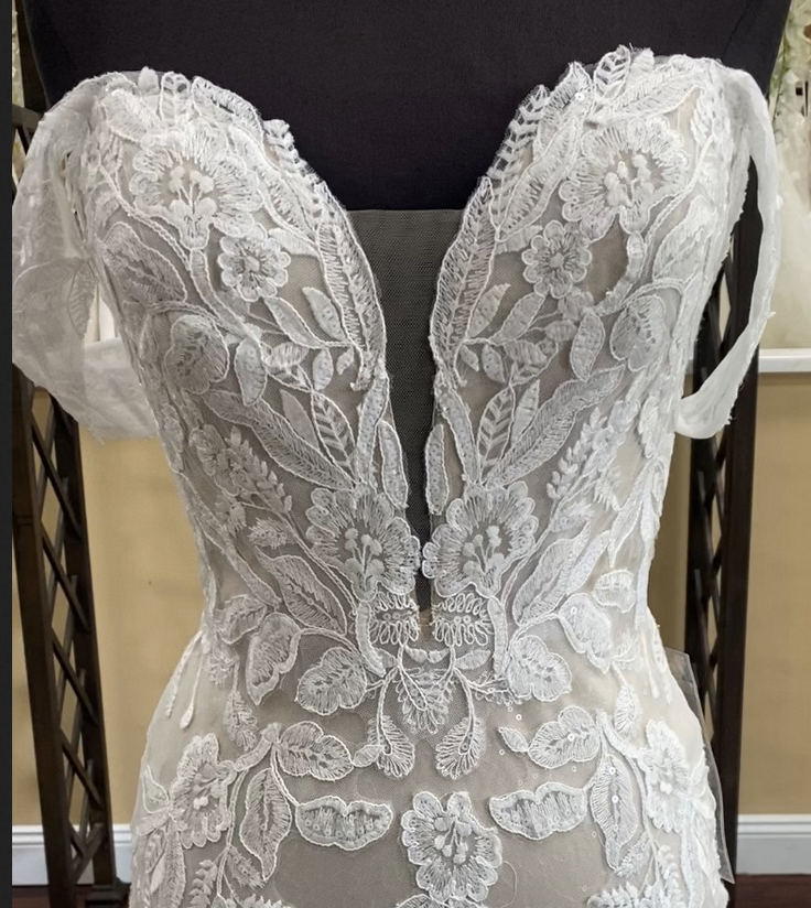 Plunge sweetheart neckline on becka by serene bridal