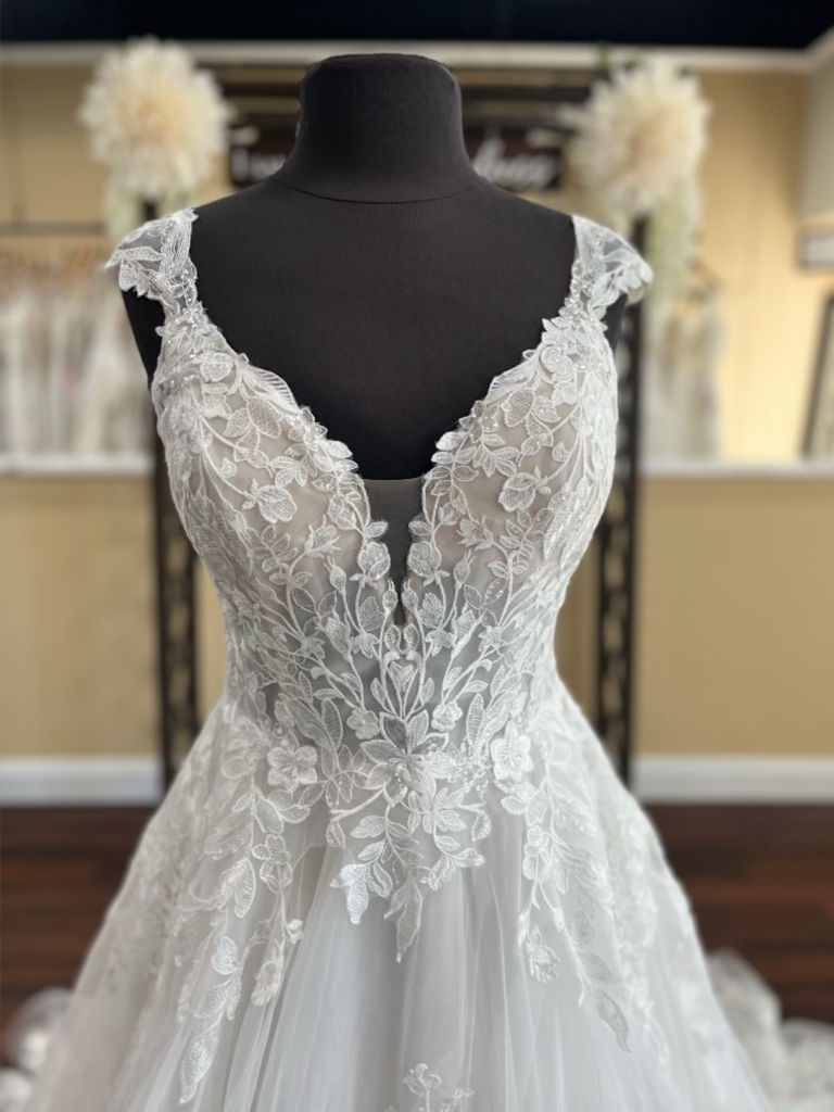 Bodice of Autumn wedding dress by Sophia Tolli at Darianna Bridal & Tuxedo