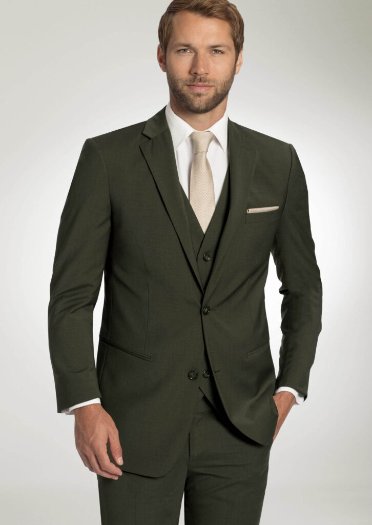 Three piece men's Hunter green suit. Champagne satin tie and pocket square. men's fall wedding attire