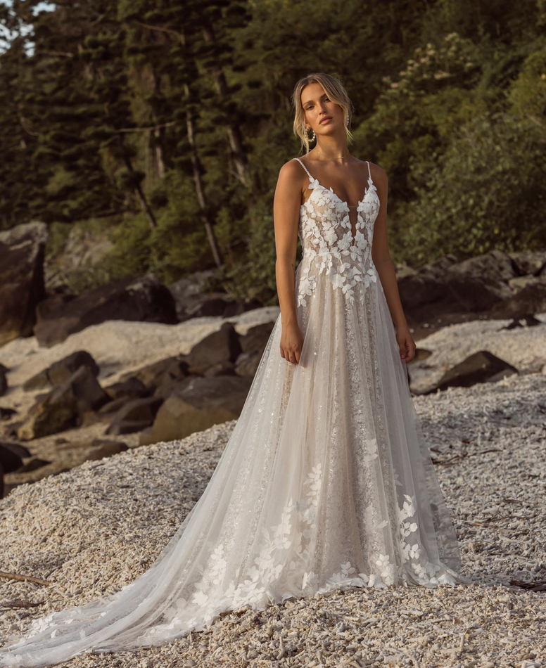 Embracing Elegance: The Madi Lane Jenica Wedding Dress - Darianna Bridal &  Tuxedo PA | Wedding Dresses | Tuxedo Rental Shop in Warrington PA | Wedding  Dress Shops Near Me