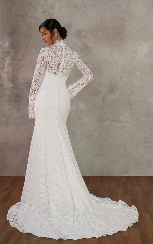 Essense Of Australia Style D 4455 back buttons