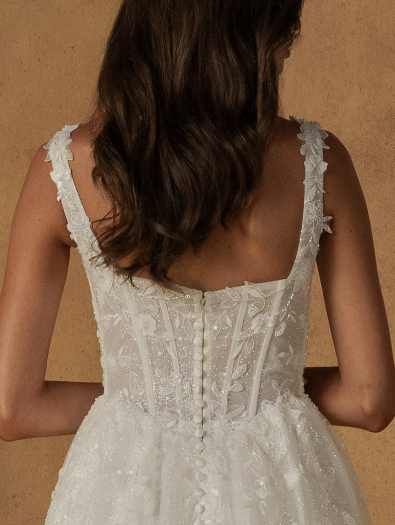 Madi Lane Nixie back with full button line and lovely lace detail